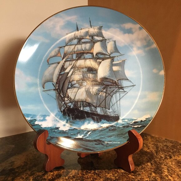The Golden Age of the Clipper Ship 'The Twilight Under Full Sail' Plate - Picture 1 of 7